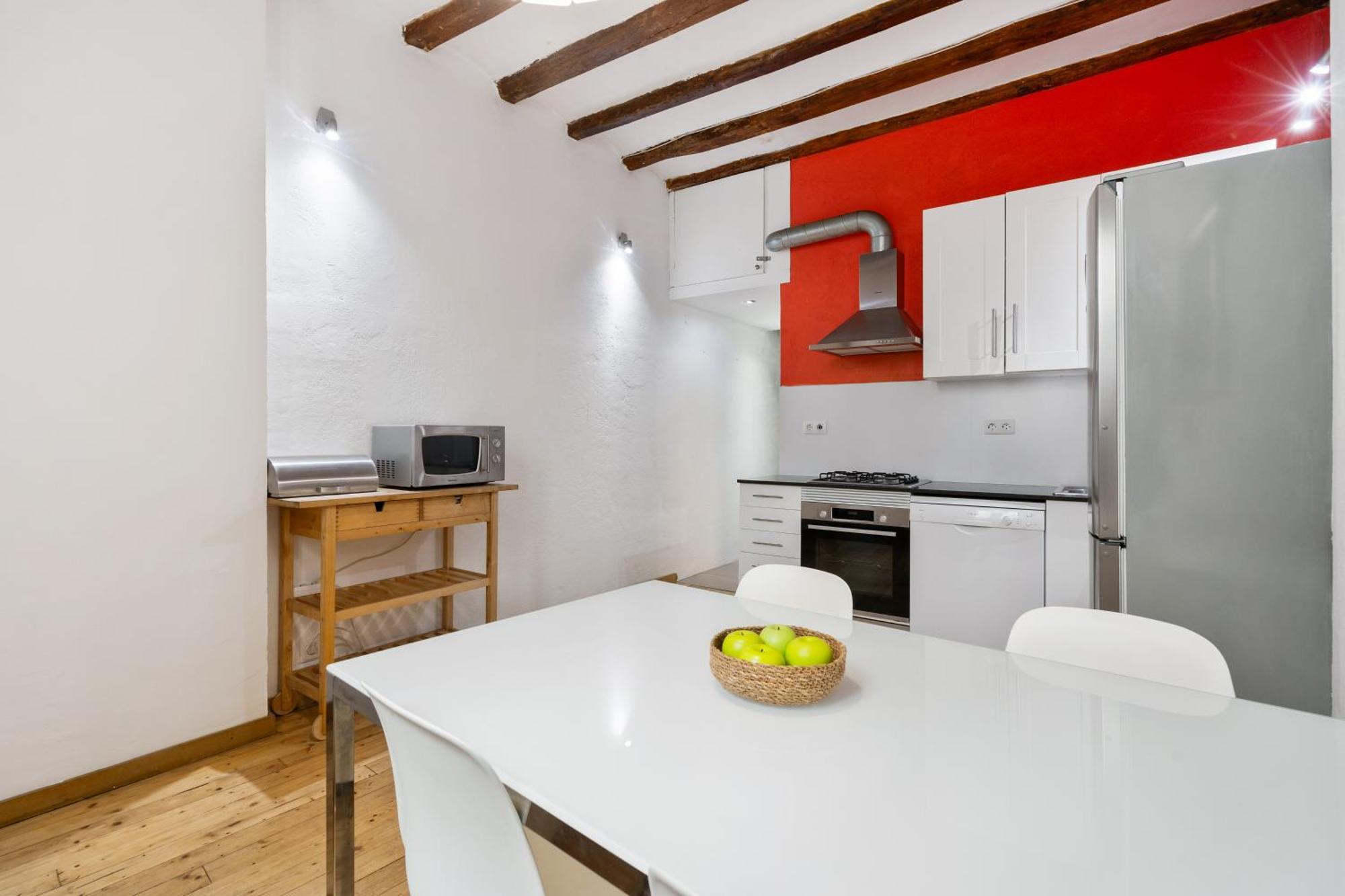 Apartment Stylish 2-bedroom In El Born