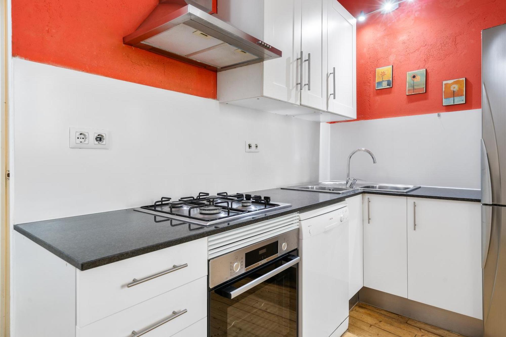Stylish 2-bedroom In El Born Barcelona