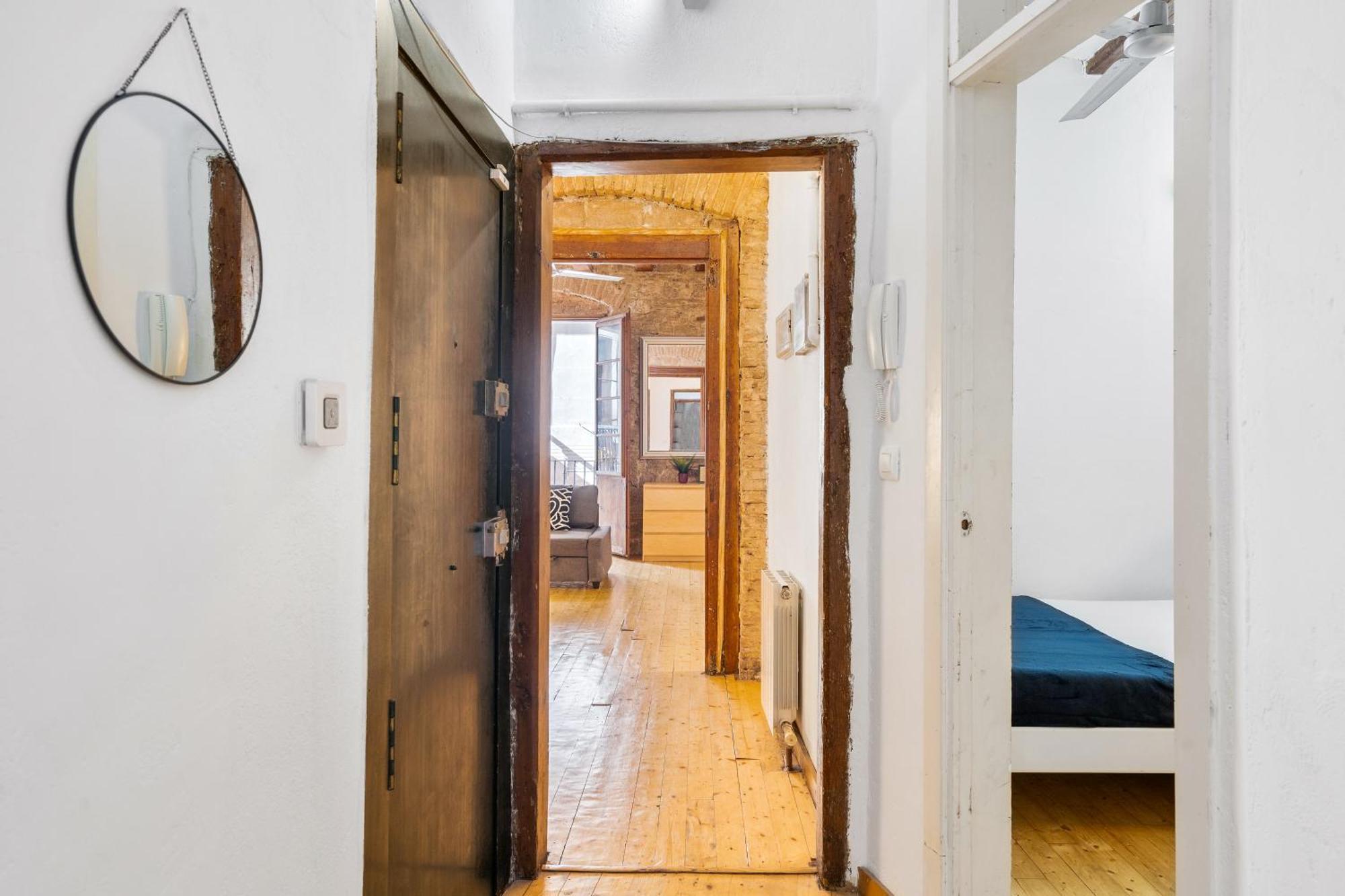 Stylish 2-bedroom In El Born Apartment